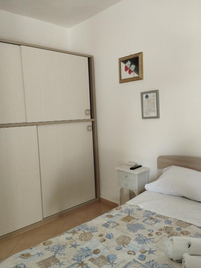 Affitta Camere Zio Peppe San Teodoro  Exterior photo
